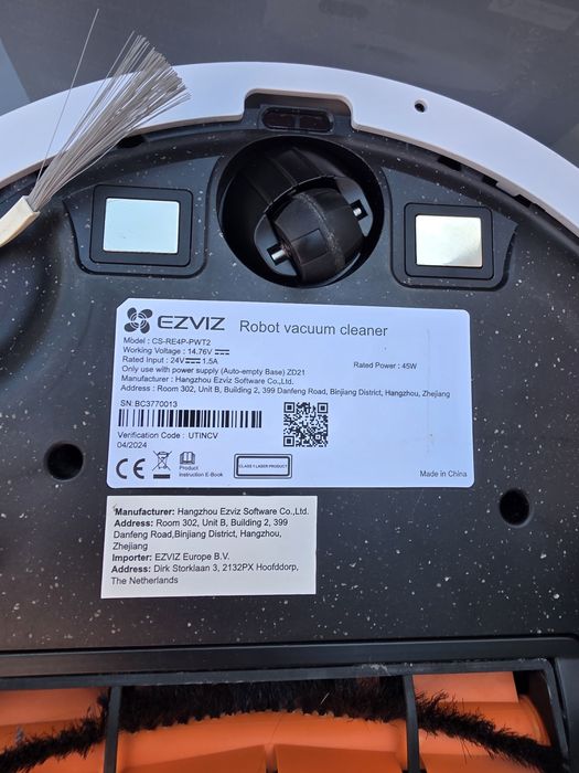 Vând Aspirator Robot inteligent multifuncțional Ezviz RE4 Plus