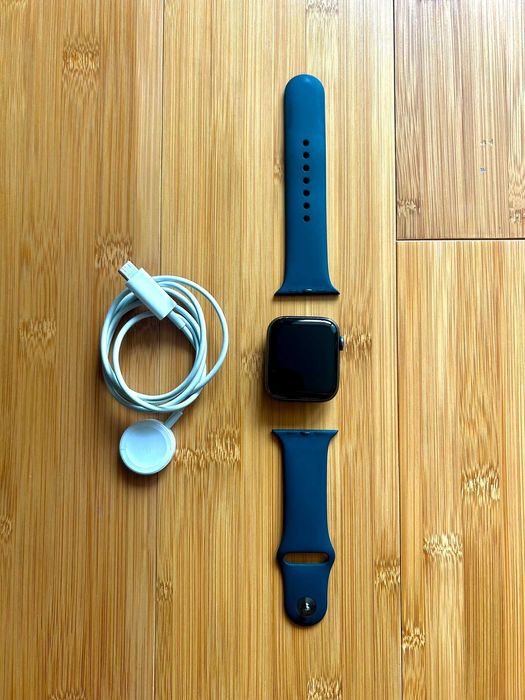 Apple Watch SE (2022) 44mm