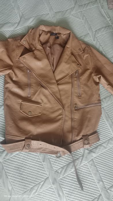 Продам тренч, пальто 2000тг