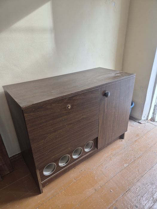 Холодильник+бар+подставка под тв