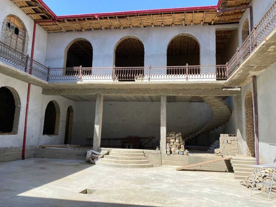 Samarqand shahrida hovli uy sotiladi
