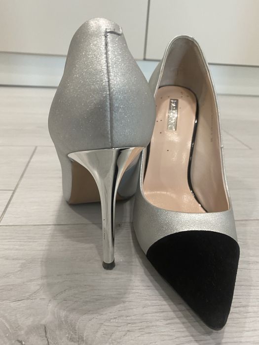 Женские туфли