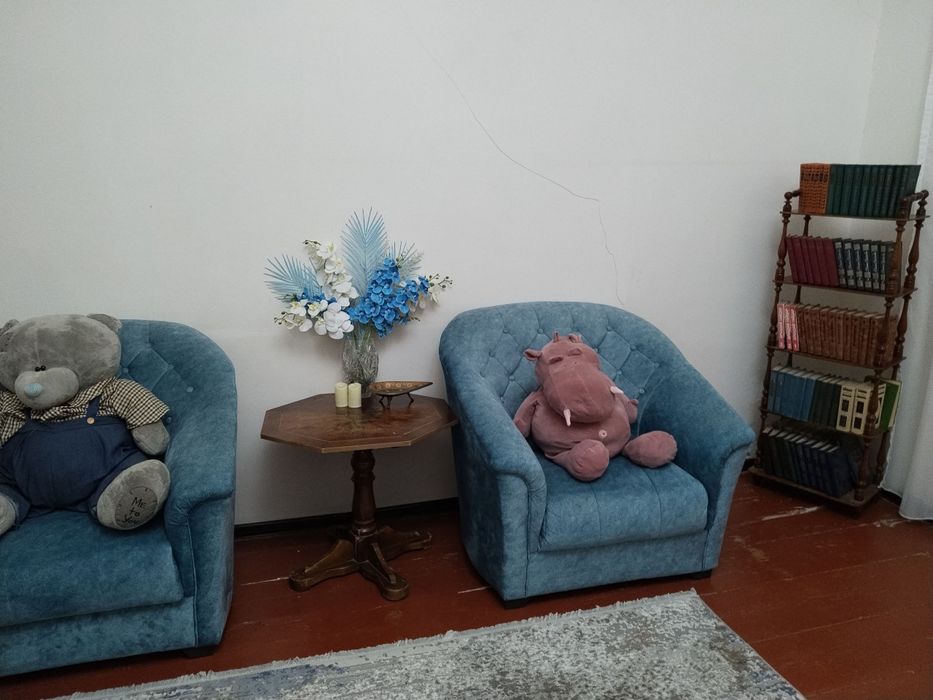 Ховли сотилади. Шахар марказида