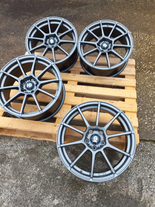 18 5×114.3 Sparco Gara Matt G.Metal 8j et35 Honda Mitsubushi Toyota Ma