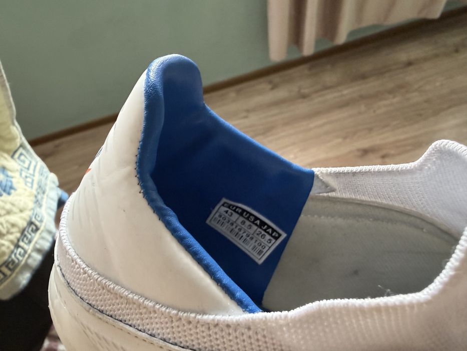 Бутсы adidas  f50  43 размер