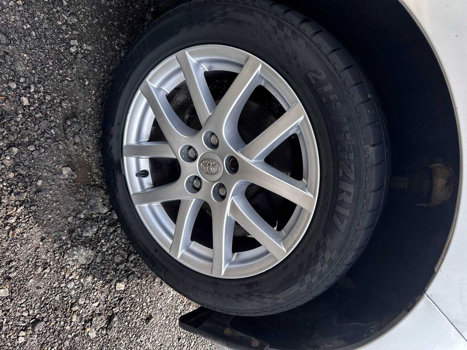 На части  Toyota Verso 2.2 D-CAT 150 кс автоматик Start/Stop 2009–2011