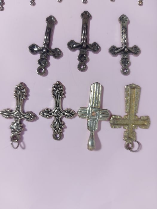 Крестики  цена за всё