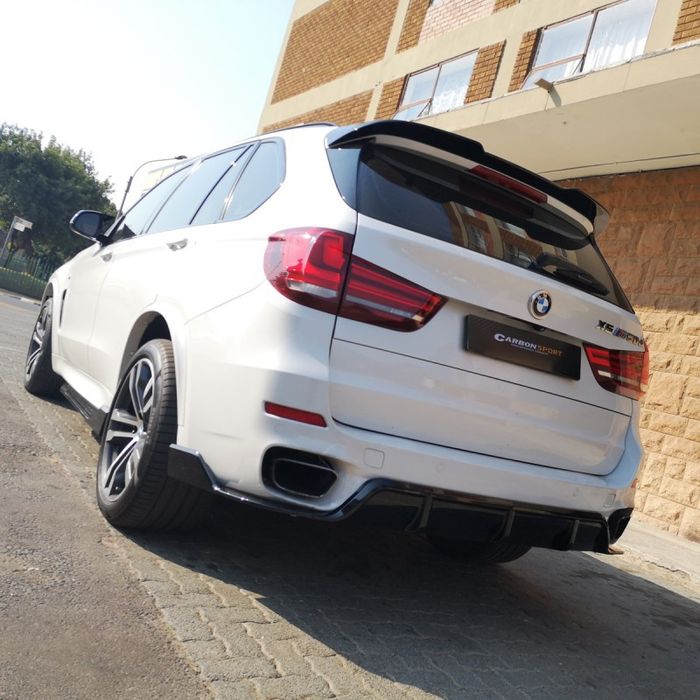 Диффузор BMW F15 бампера