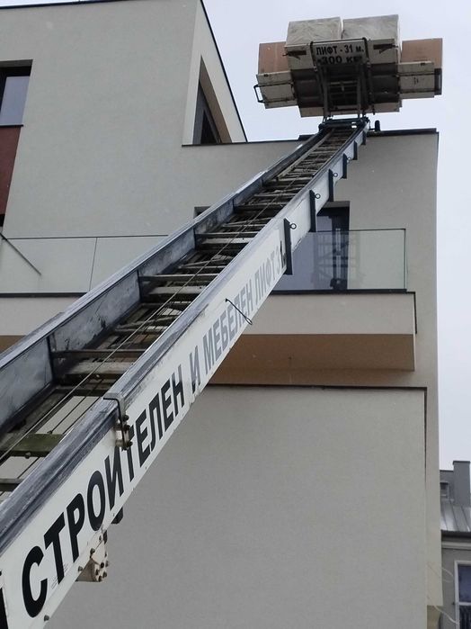 Мобилен хаспел под наем,строителен асансьор,лифт.