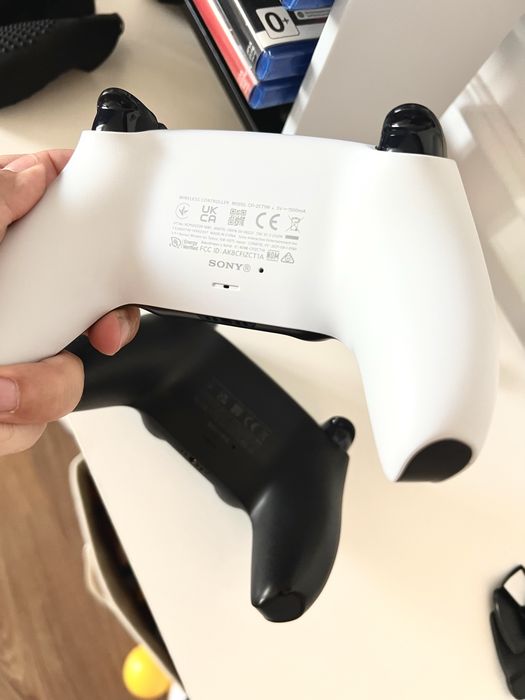 Sony PlayStation 5 + аксессуары