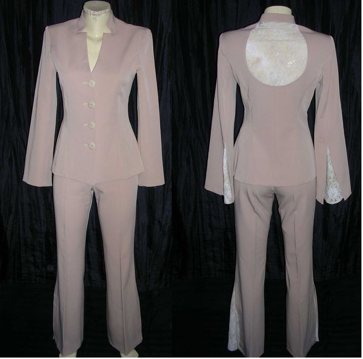 Costum marimea 36, bej, pantaloni evazati