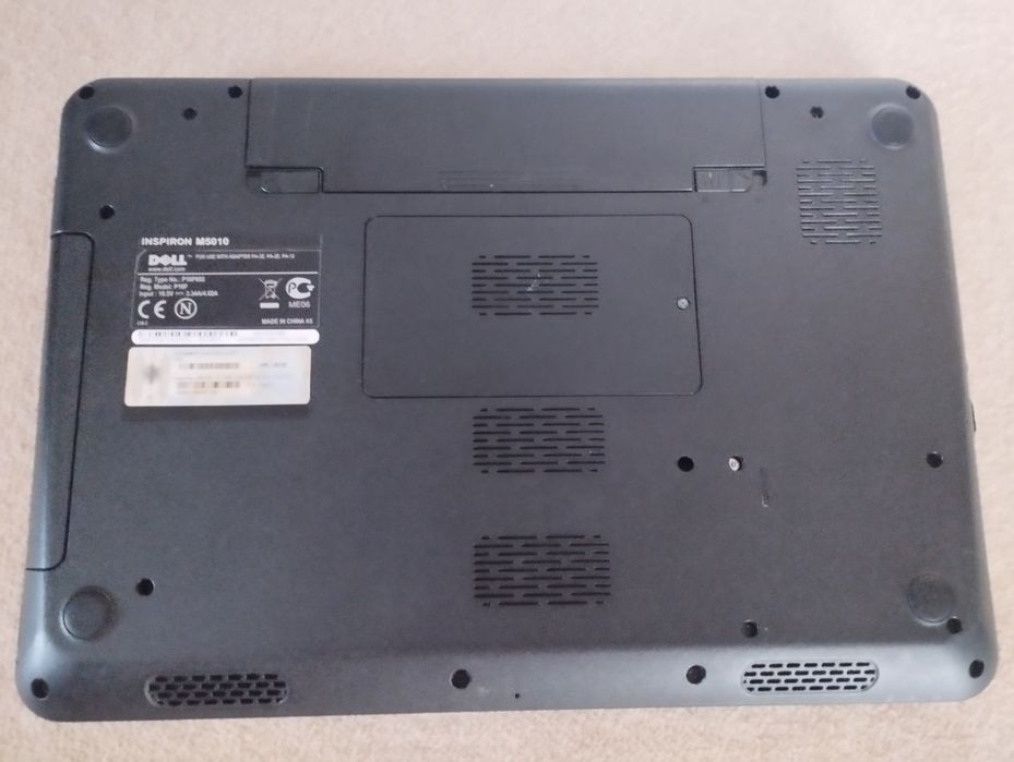 Лаптоп Dell M5010 за части