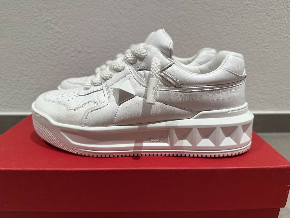 Valentino Нови Бели Маратонки [36-44 Номер]