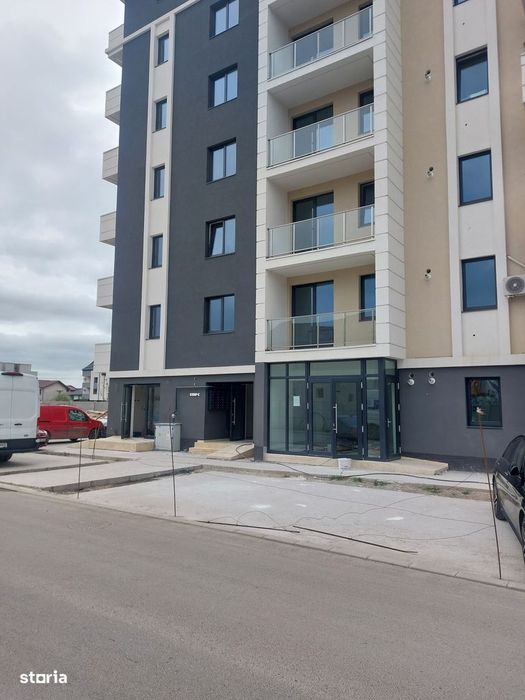 Spațiu comercial de închiriat, 65mp, parter