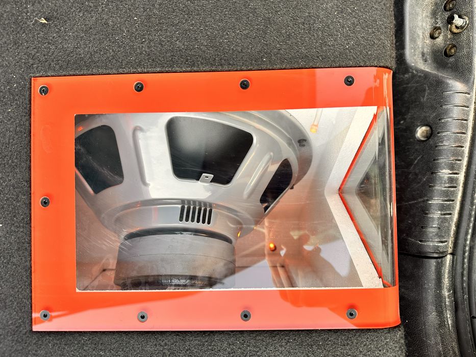 Subwoofer auto JBL + statie JBL + condensator