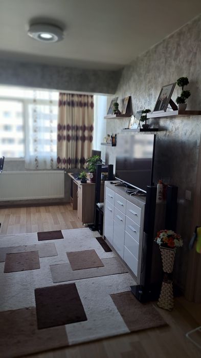 Garsorniera de.vanzare Rezidence Militari