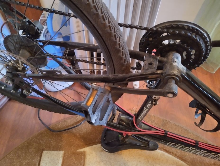 Спортивный современный велосипед