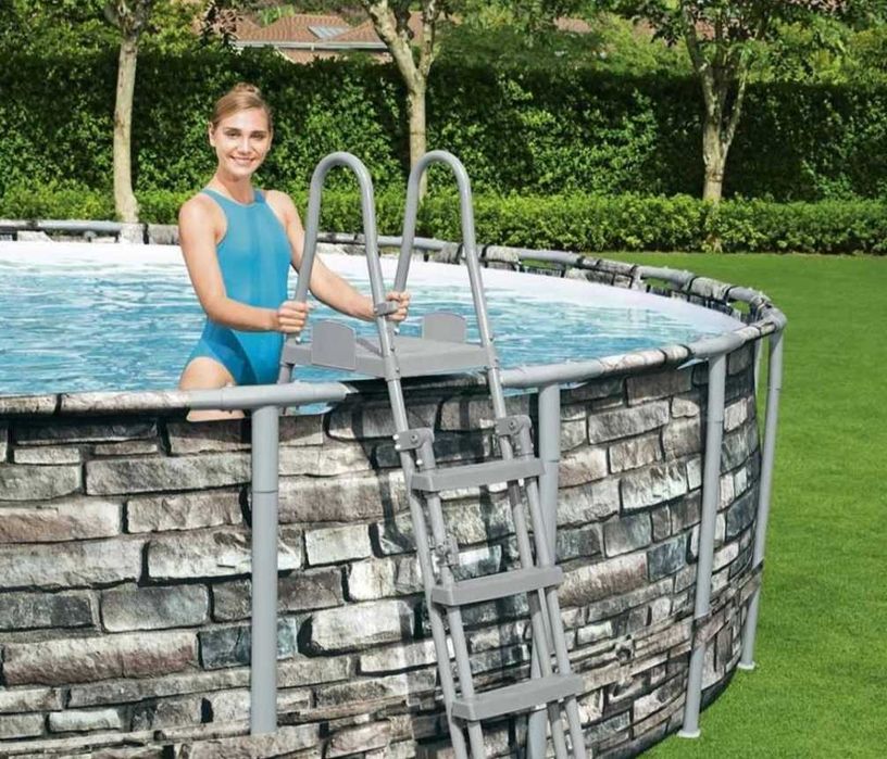 ЧИСТО НОВ басейн Bestway Power Steel 6.71×1.32 м