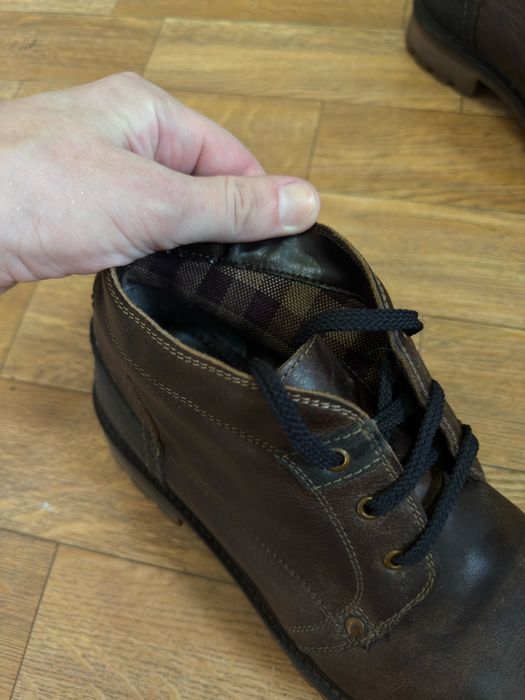 Продам кожаные ботинки