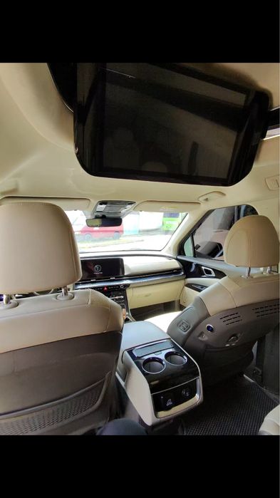 Kia  Carnival  Hi limousine 2022