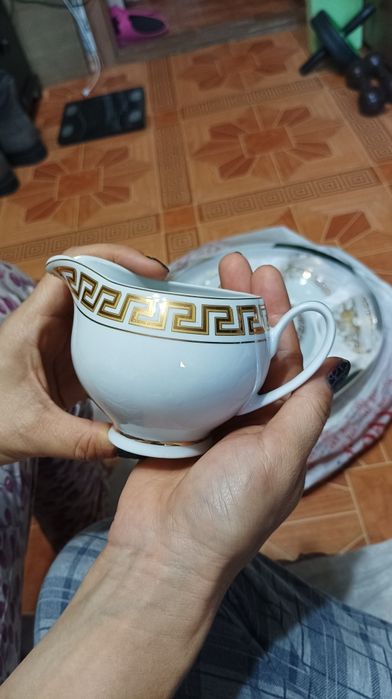 Продаю чайный сервиз