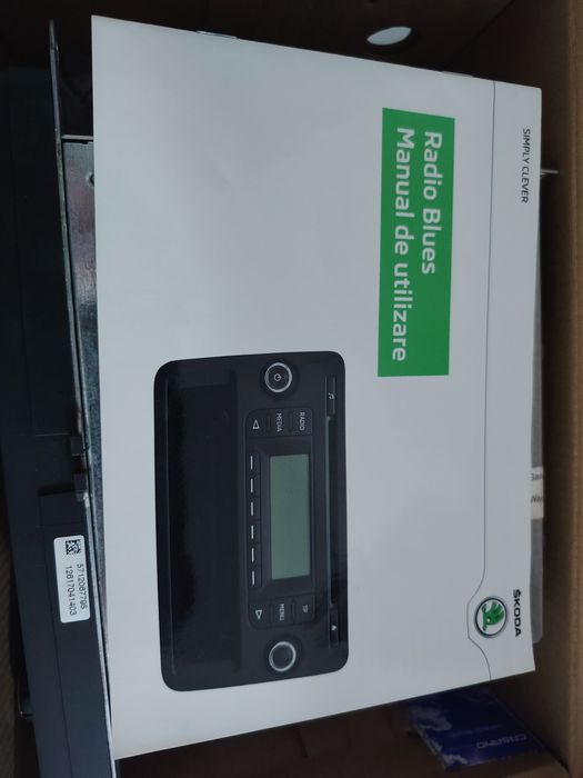 Radio CD Blues Skoda Rapid ca Nou.