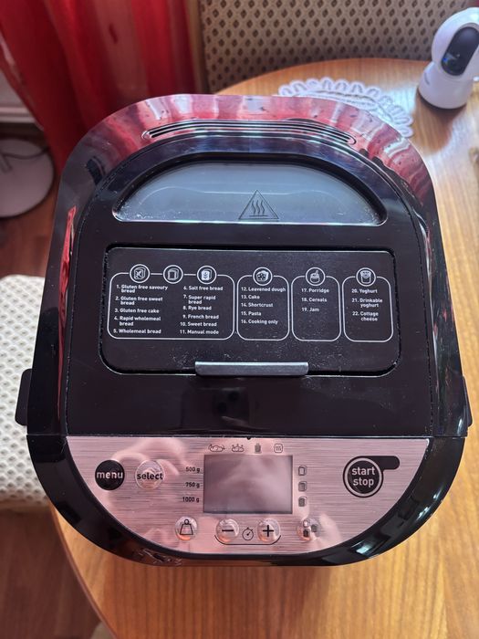 Vând mașină de făcut pâine Tefal Serie B14-B