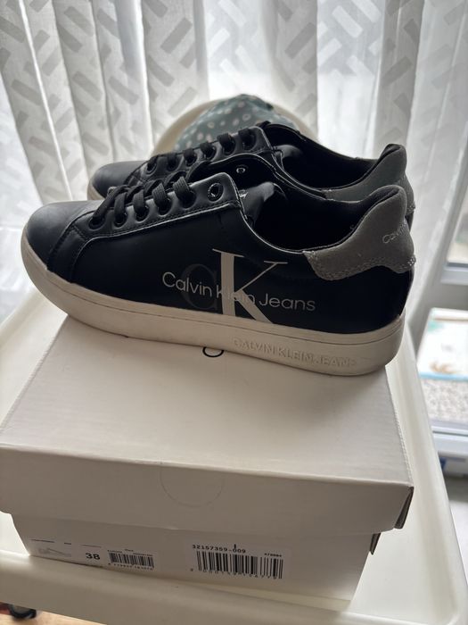 CK Calvin Klein кецове