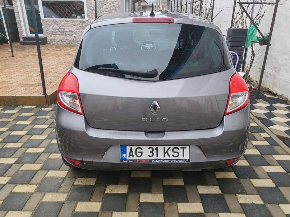 Renault Clio 2009 1.2 benzina 100cp