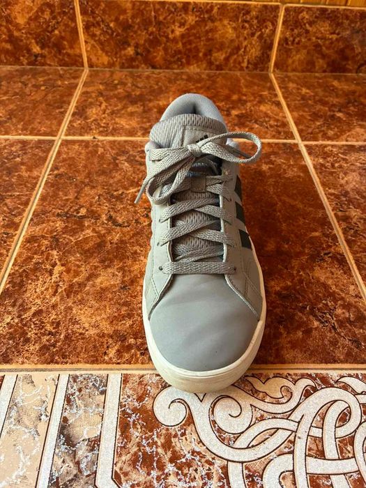 Кецове на адидас