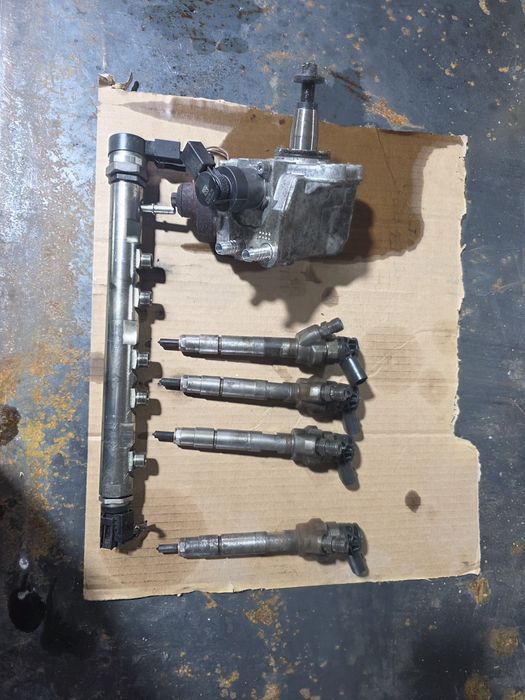 Kit Injectie BMW 184Cp N47 Injector Pompa Rampa Senzor Combustibil BMW N47 184Cp