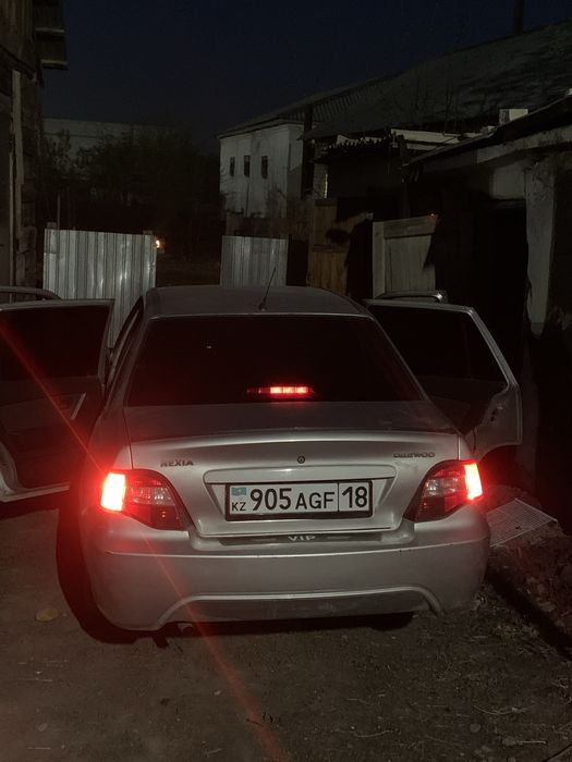 Продам авто Daewoo Nexia 2
