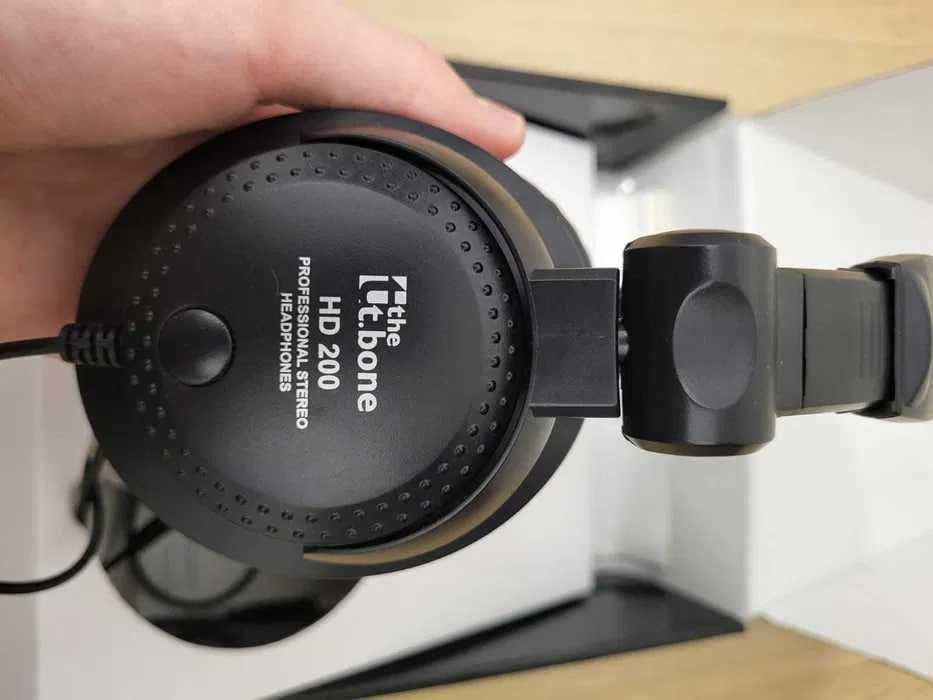 Синтезатор Yamaha PSR-E423