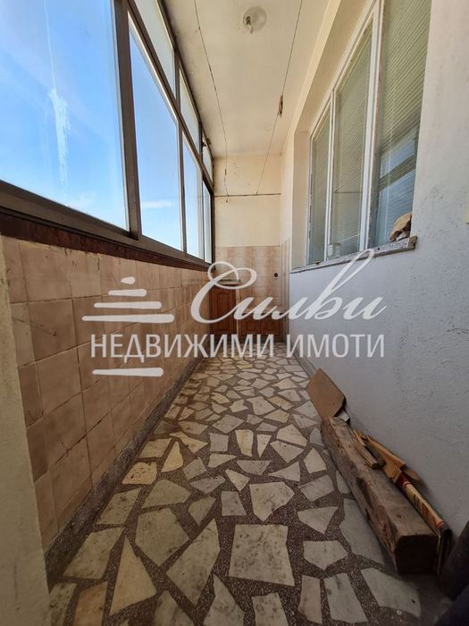 Продава се Тристаен апартамент в Шумен, Болницата - 97 кв.м за 973 €/кв.м - Снимка #11