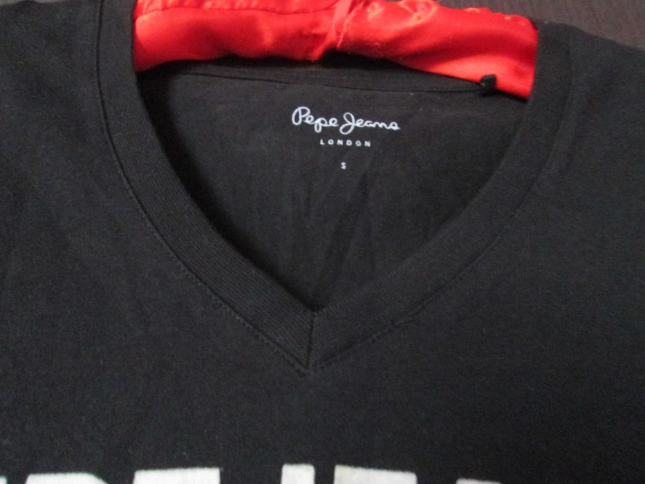 tricou negru fete S