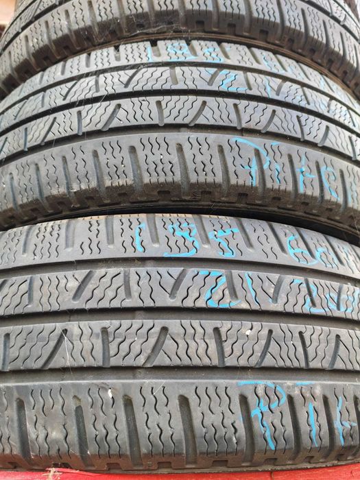 4 anvelope 195/60 R16 C Pirelli
