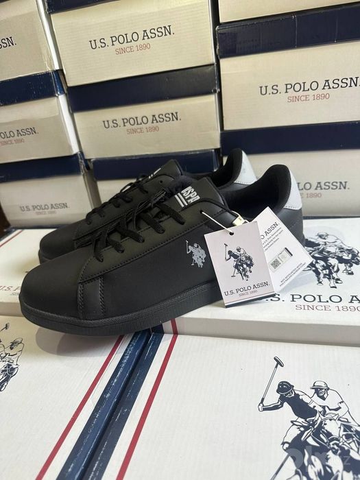 Продается оригинал кроссовки POLO