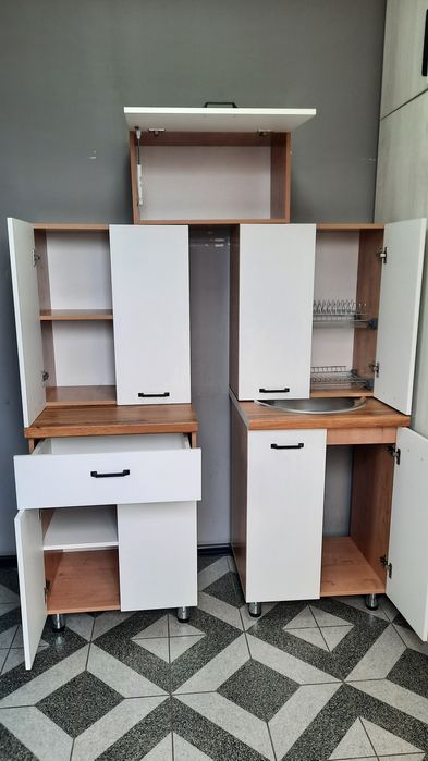 Продам кухонный гарнитур