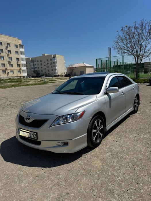 Срочно продается Тайота  Camry 40