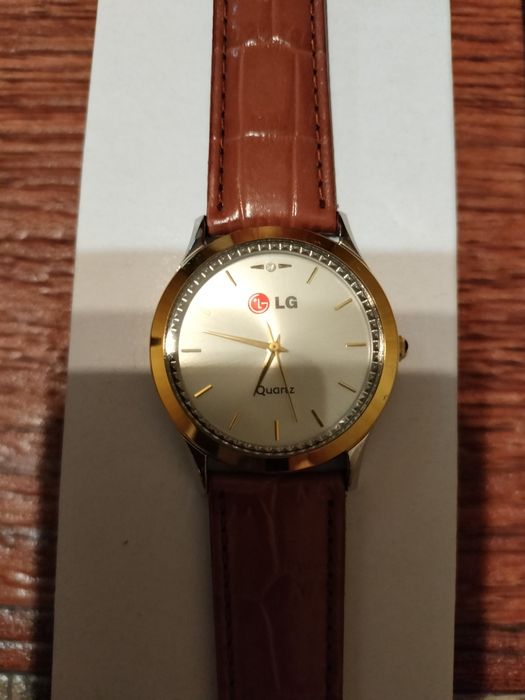 Часы наручные фирменные