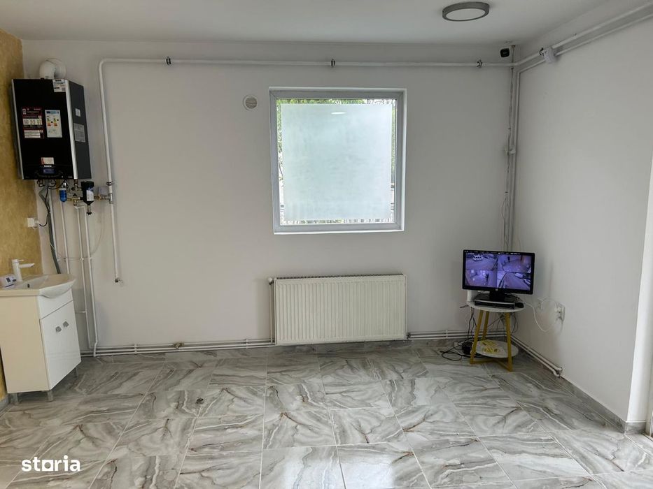 Spatiu comercial la inchiriat - zona centrala
