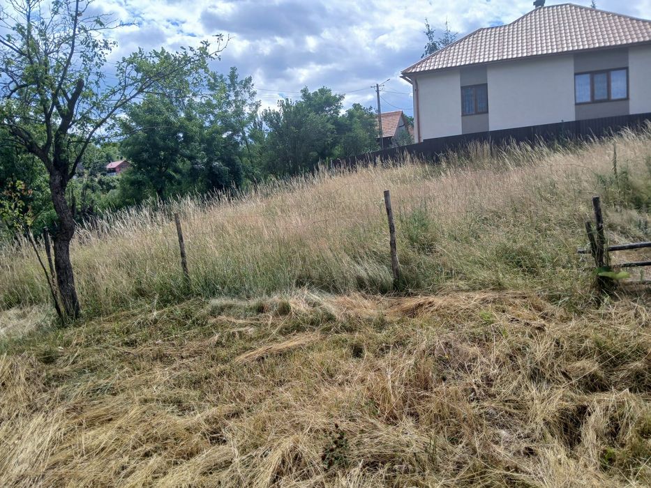 Vând teren intravilan la 30km de Cluj