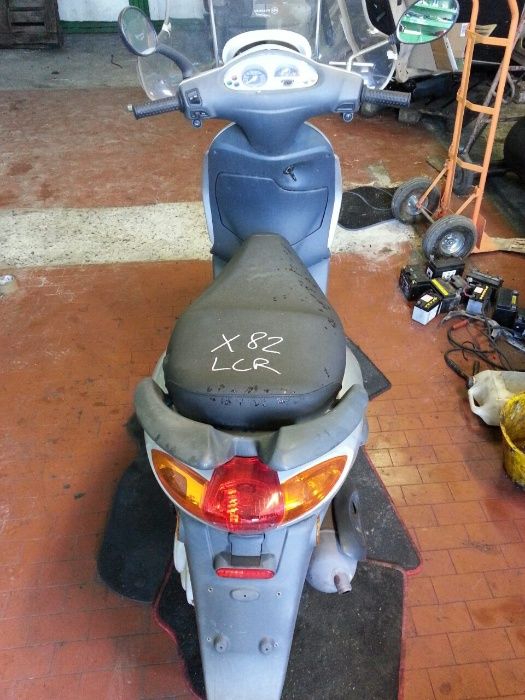 Piaggio Fly-50-На части