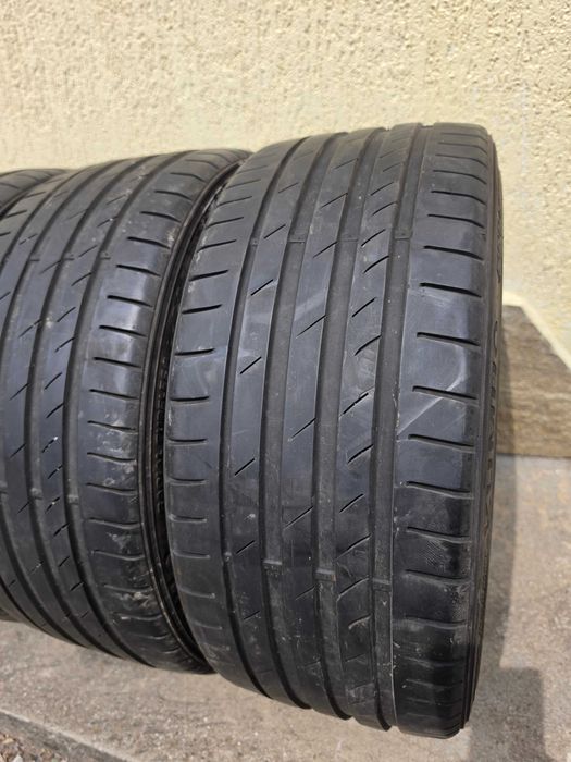 4 бр. летни гуми 225/35/18 Kumho DOT 2x1820 2x4717 4-5 mm