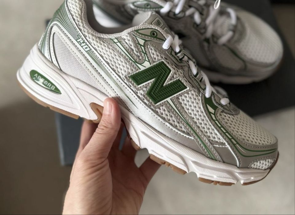 Кроссовки New Balance 740