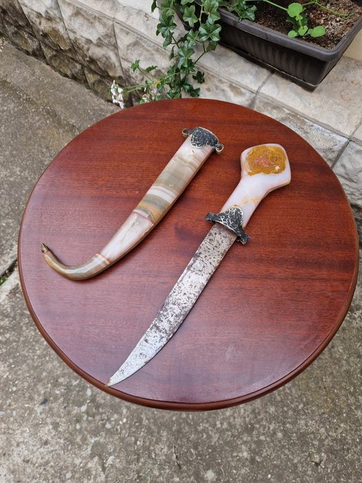 Страхотен антикварен арабски нож ханджар кама оникс