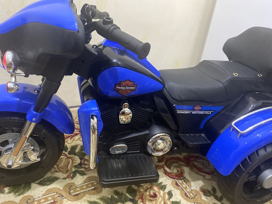 Мотоцикл машина игрушка