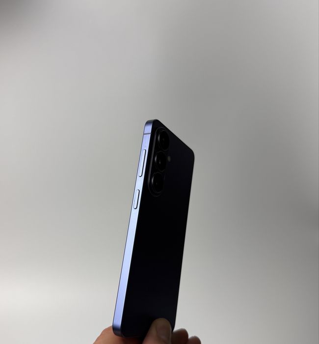 Samsung Galaxy S26 512GB (12GB RAM) Cobalt Violet | Като нов | 16м. Гаранция Samsung Store