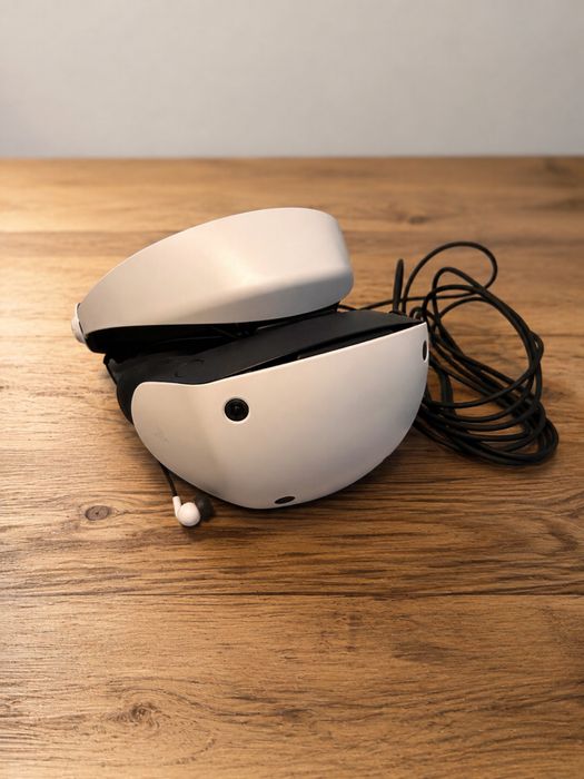 Vând pachet : PS5 + VR2