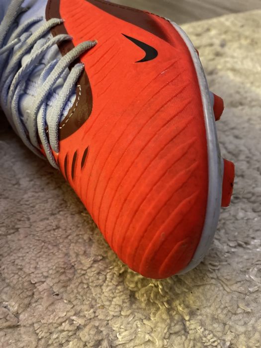 Детски футболни бутонки 35.5 номер